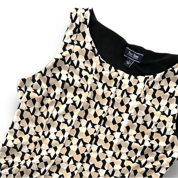 New York Clothing Company Dress - Picture 3 of 4